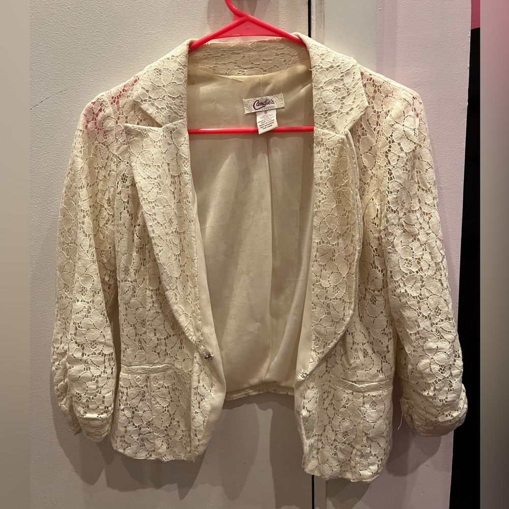 🦋 Candie’s White Lace Blazer